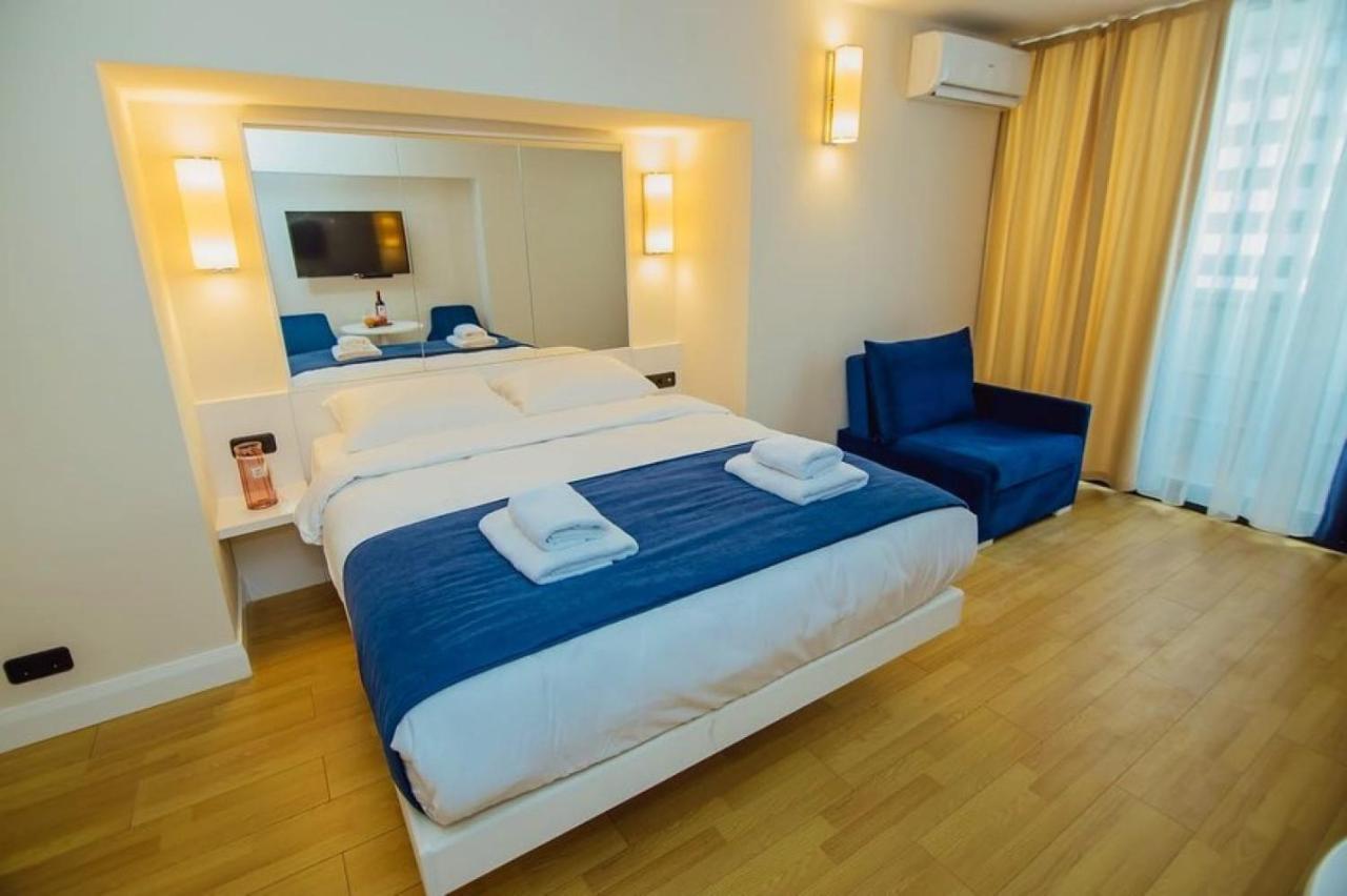 Batumi Beach Side & Sea View Aparthotel Kültér fotó