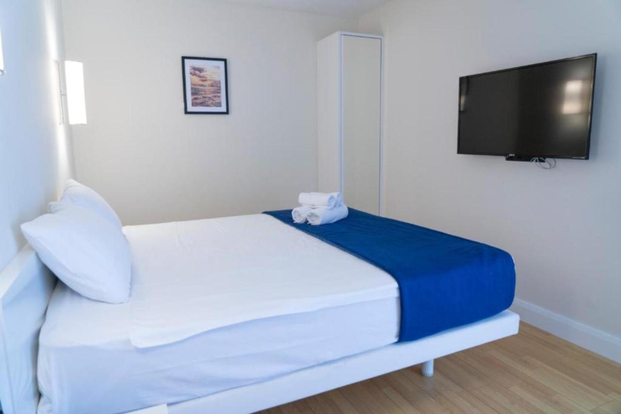 Batumi Beach Side & Sea View Aparthotel Kültér fotó